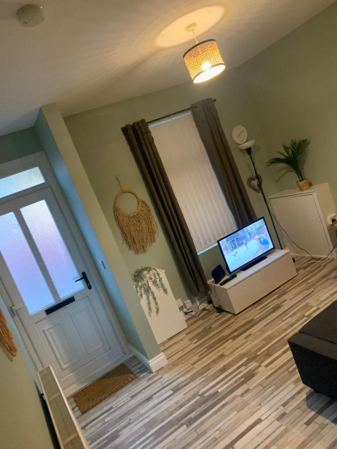 2 Bedroom Cheerful House Close To City Center Belfast Bagian luar foto