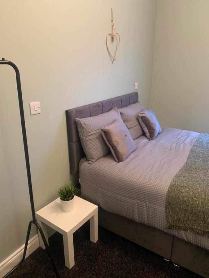 2 Bedroom Cheerful House Close To City Center Belfast Bagian luar foto