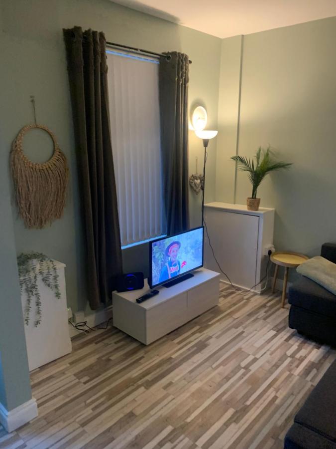 2 Bedroom Cheerful House Close To City Center Belfast Bagian luar foto