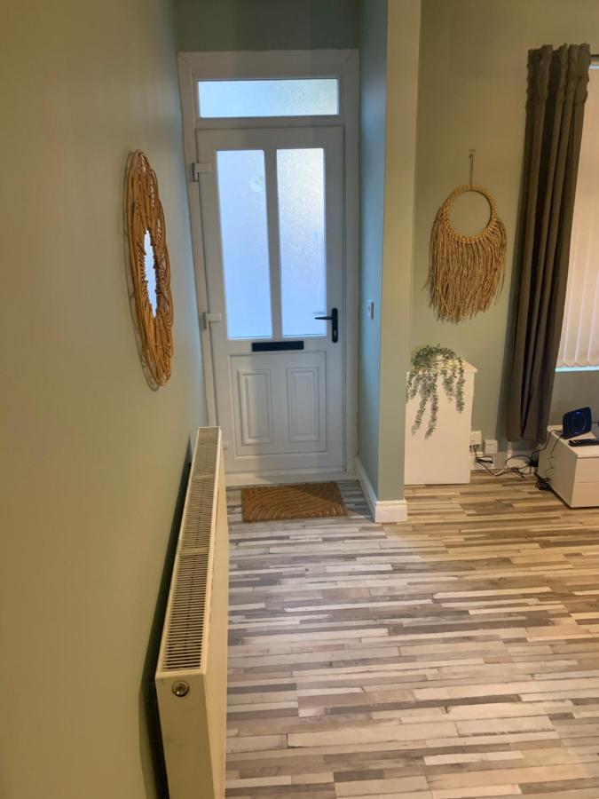 2 Bedroom Cheerful House Close To City Center Belfast Bagian luar foto
