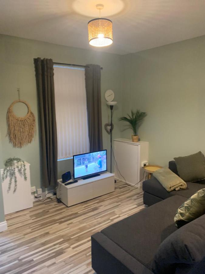 2 Bedroom Cheerful House Close To City Center Belfast Bagian luar foto